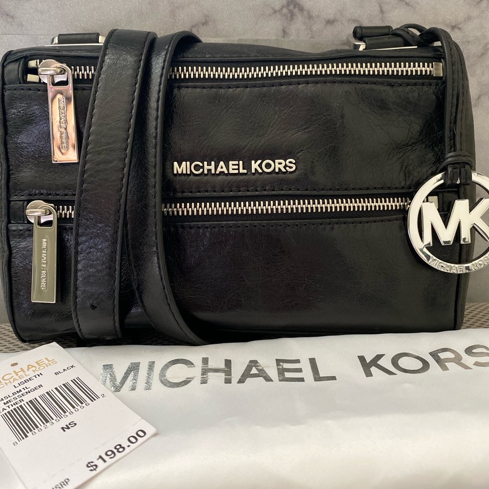 MICHAEL KORS Black Leather Crossbody